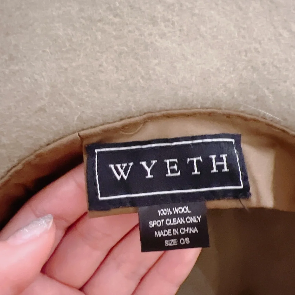 Wool hat - Picture 5 of 6